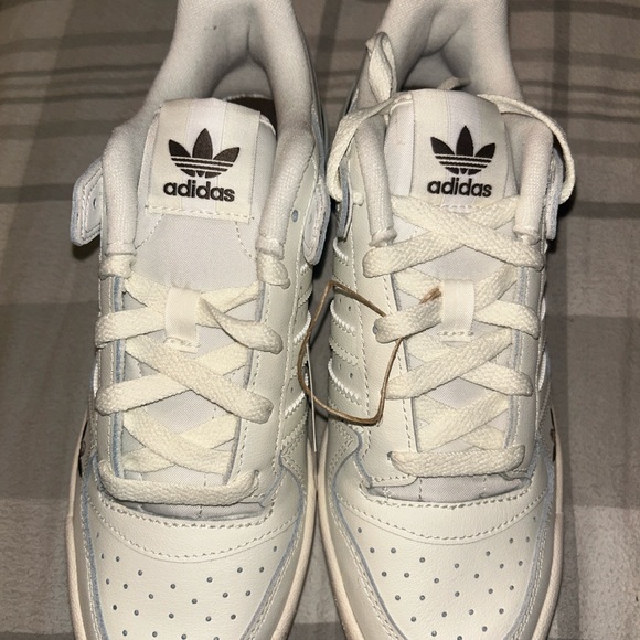 White & brown adidas low forums - Picture 4 of 4